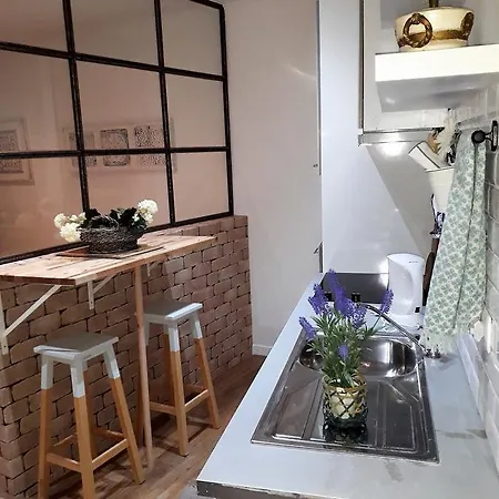 Apartment The Alfama - Cozy Alfama Studio In The Heart Of