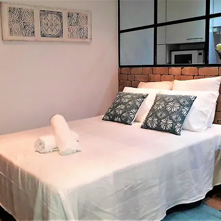The Alfama - Cozy Alfama Studio In The Heart Of